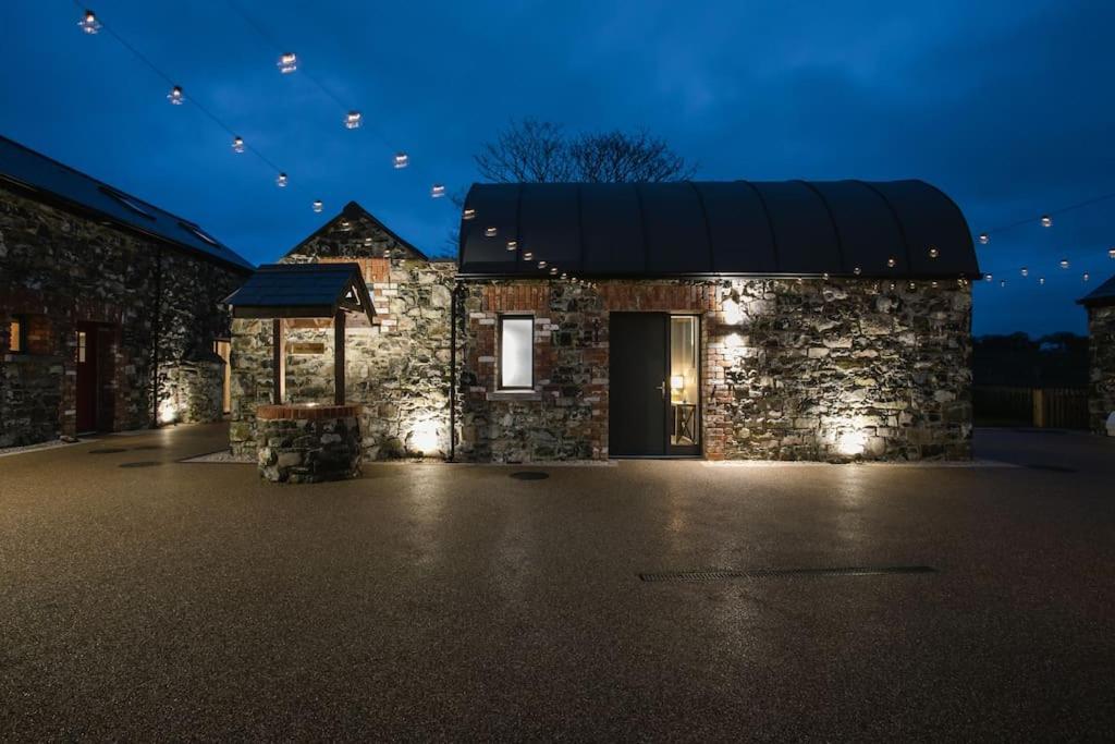 The Barn At Corrstown Village พอร์ตรัช ภายนอก รูปภาพ